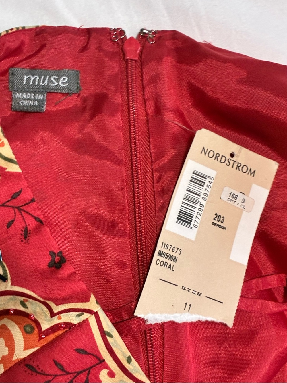 VTG Muse 11 Coral Red Floral Beaded Capris with Cream & Orange Accents - Picture 5 of 12